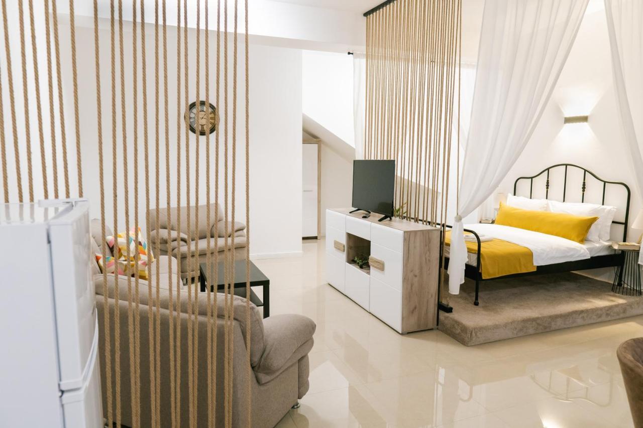 Chic Studio Bukares Bagian luar foto