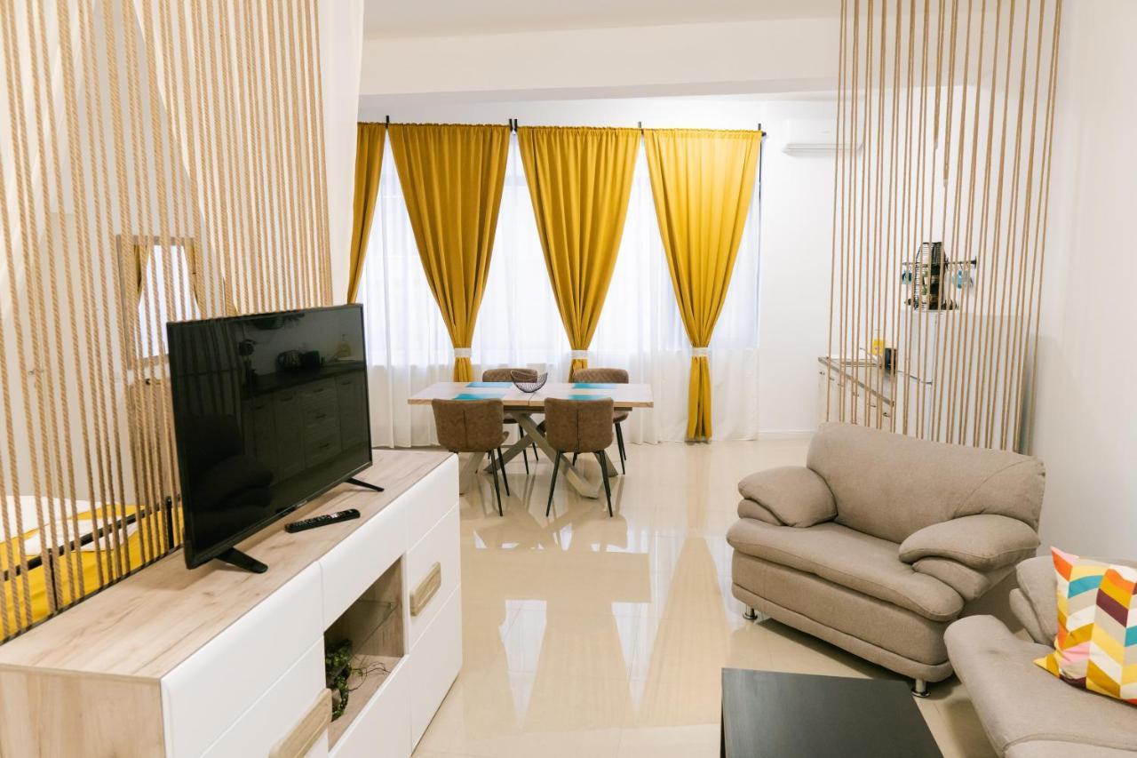Chic Studio Bukares Bagian luar foto