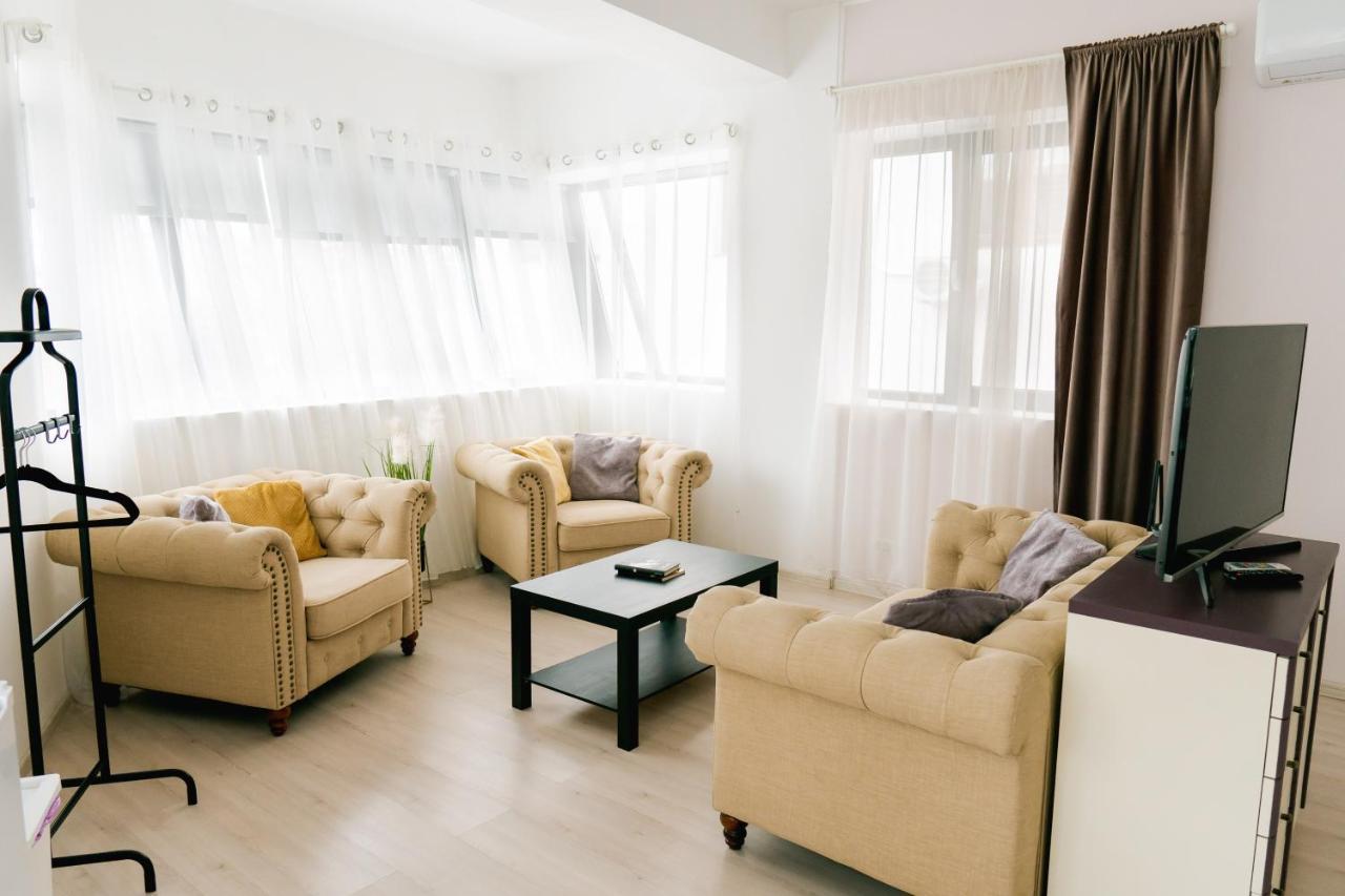 Chic Studio Bukares Bagian luar foto