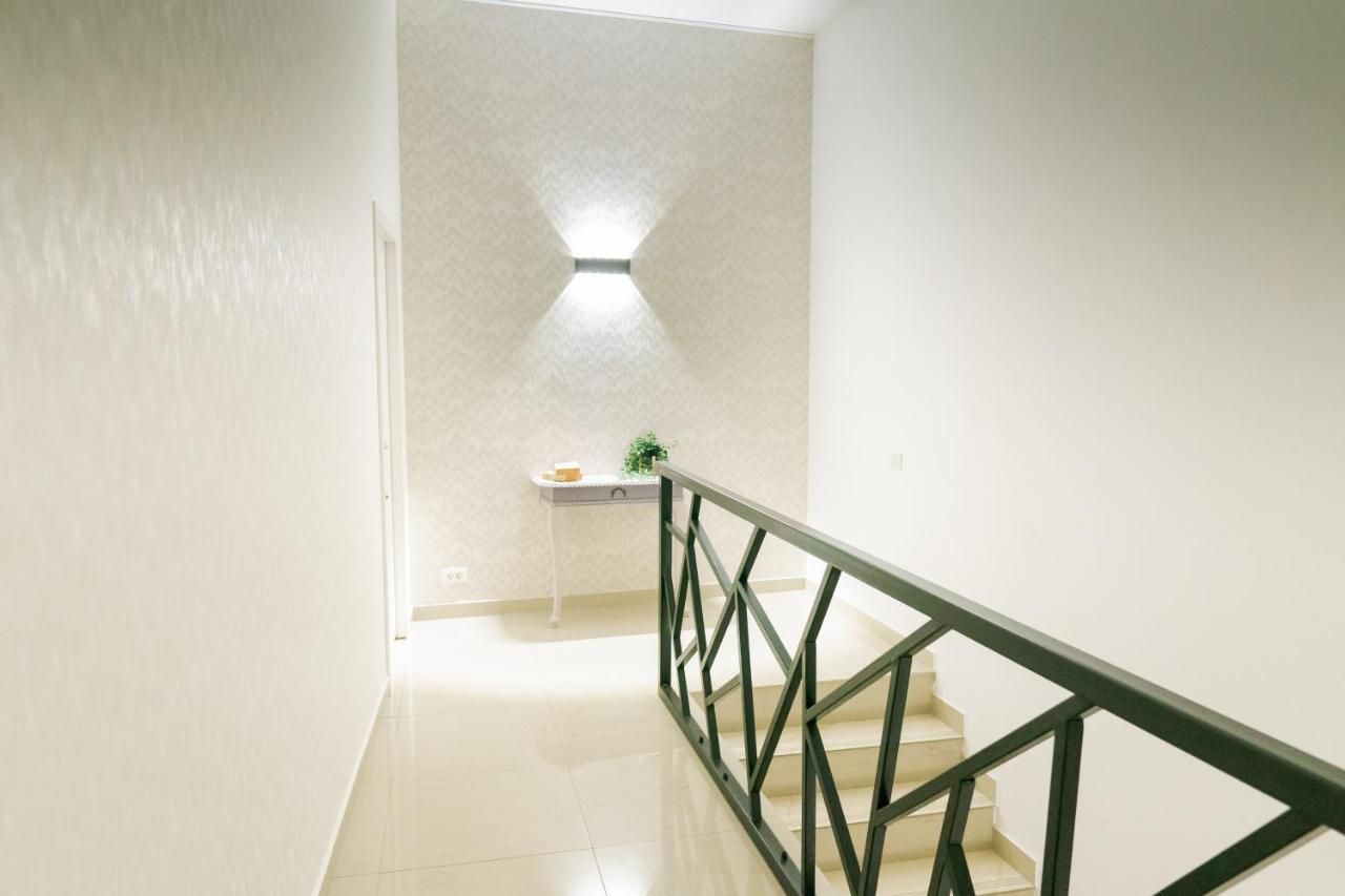 Chic Studio Bukares Bagian luar foto