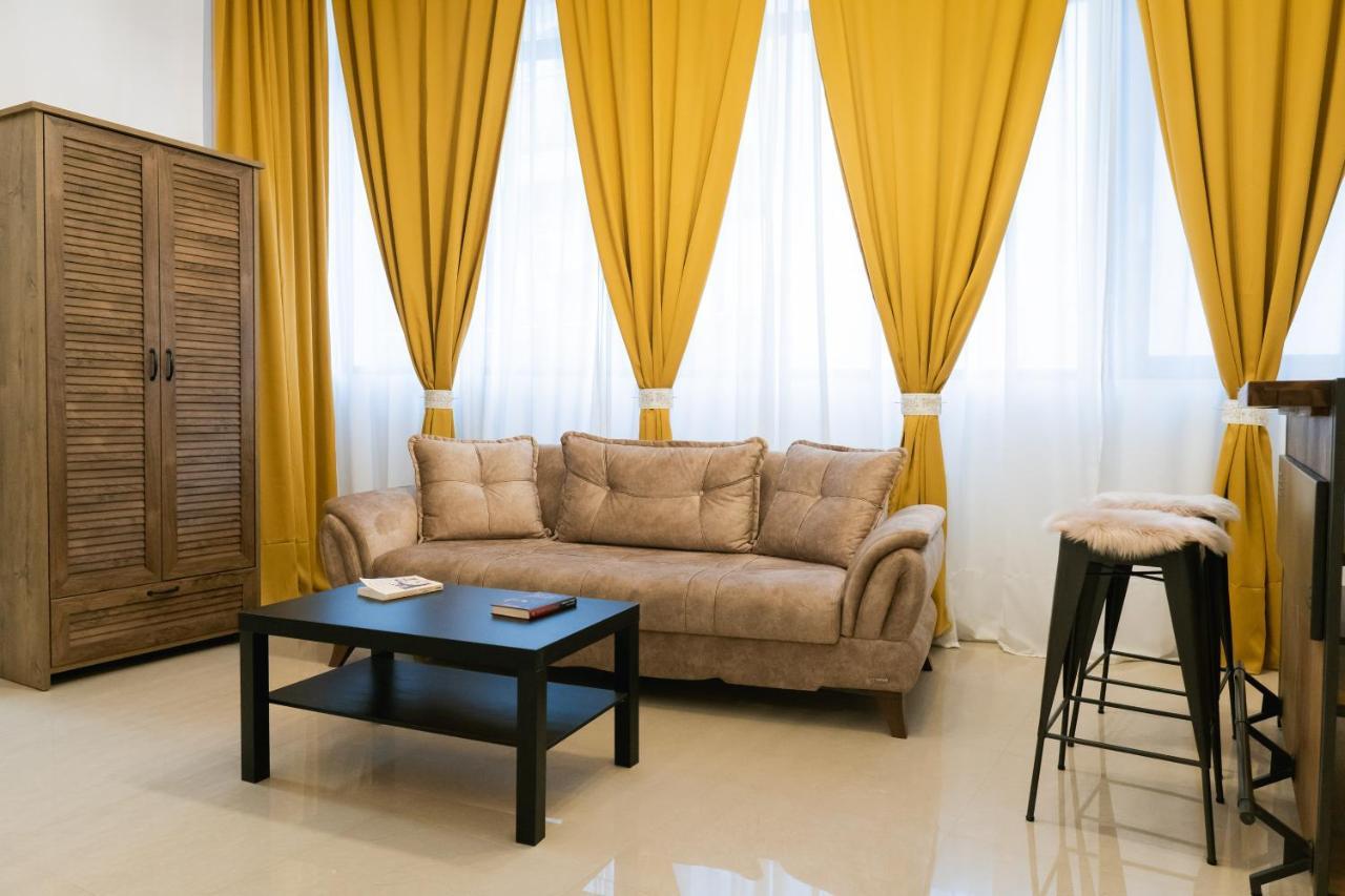 Chic Studio Bukares Bagian luar foto